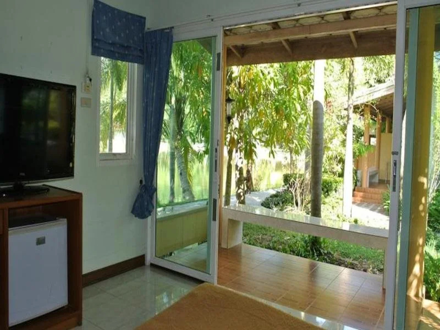 Cha-am Fishing Inn and Resort