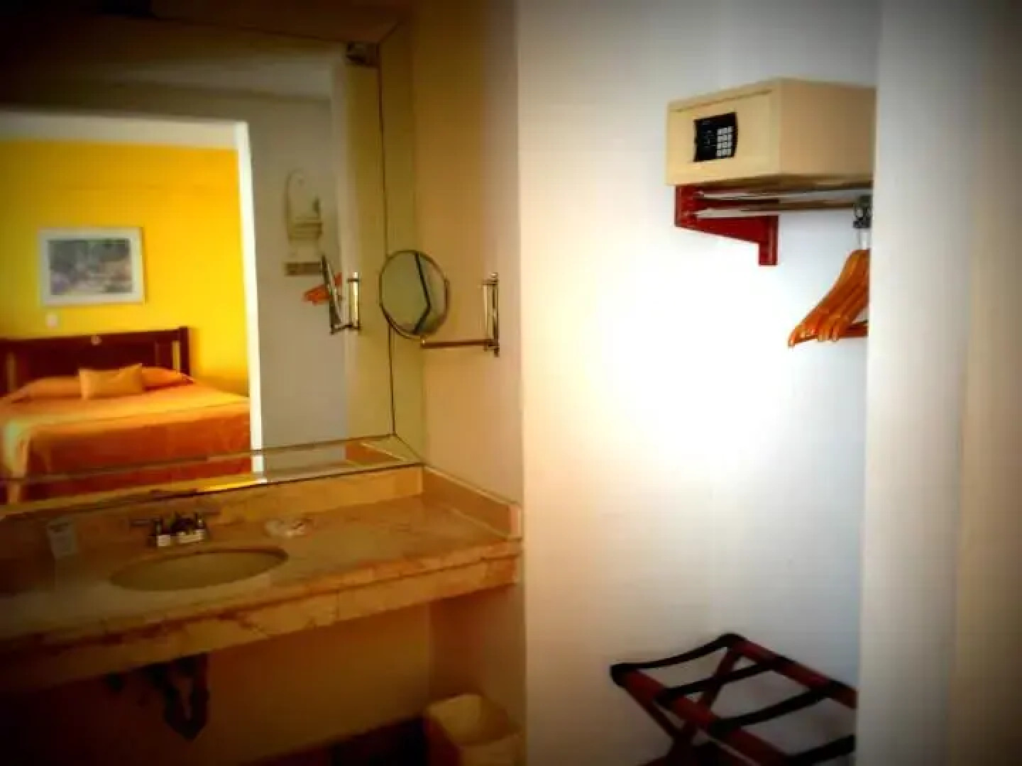 Best Western Hacienda by Macroplaza