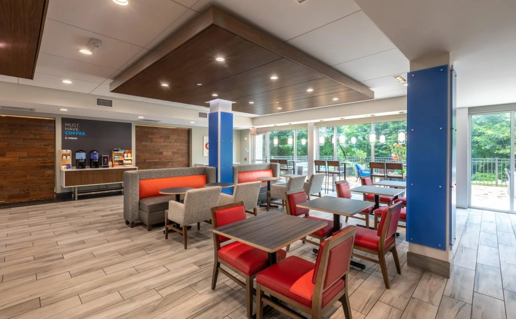 Holiday Inn Express & Suites Greenville S- Piedmont by IHG