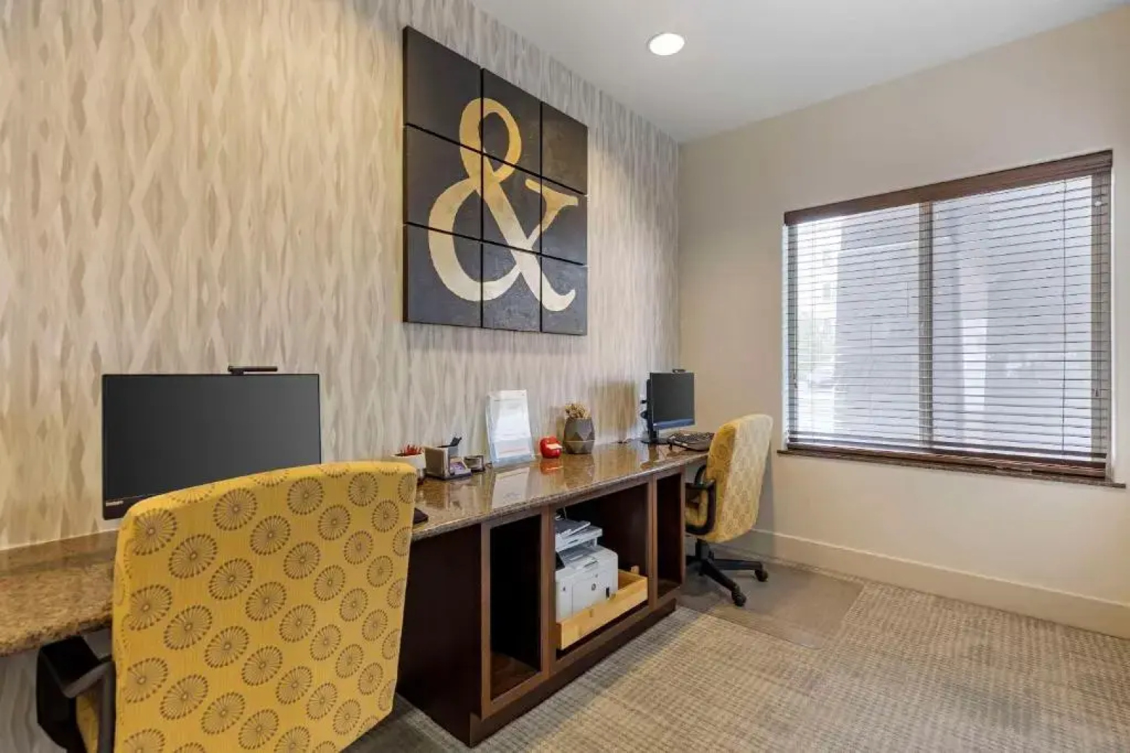 Comfort Inn & Suites Brighton Denver NE Medical Center