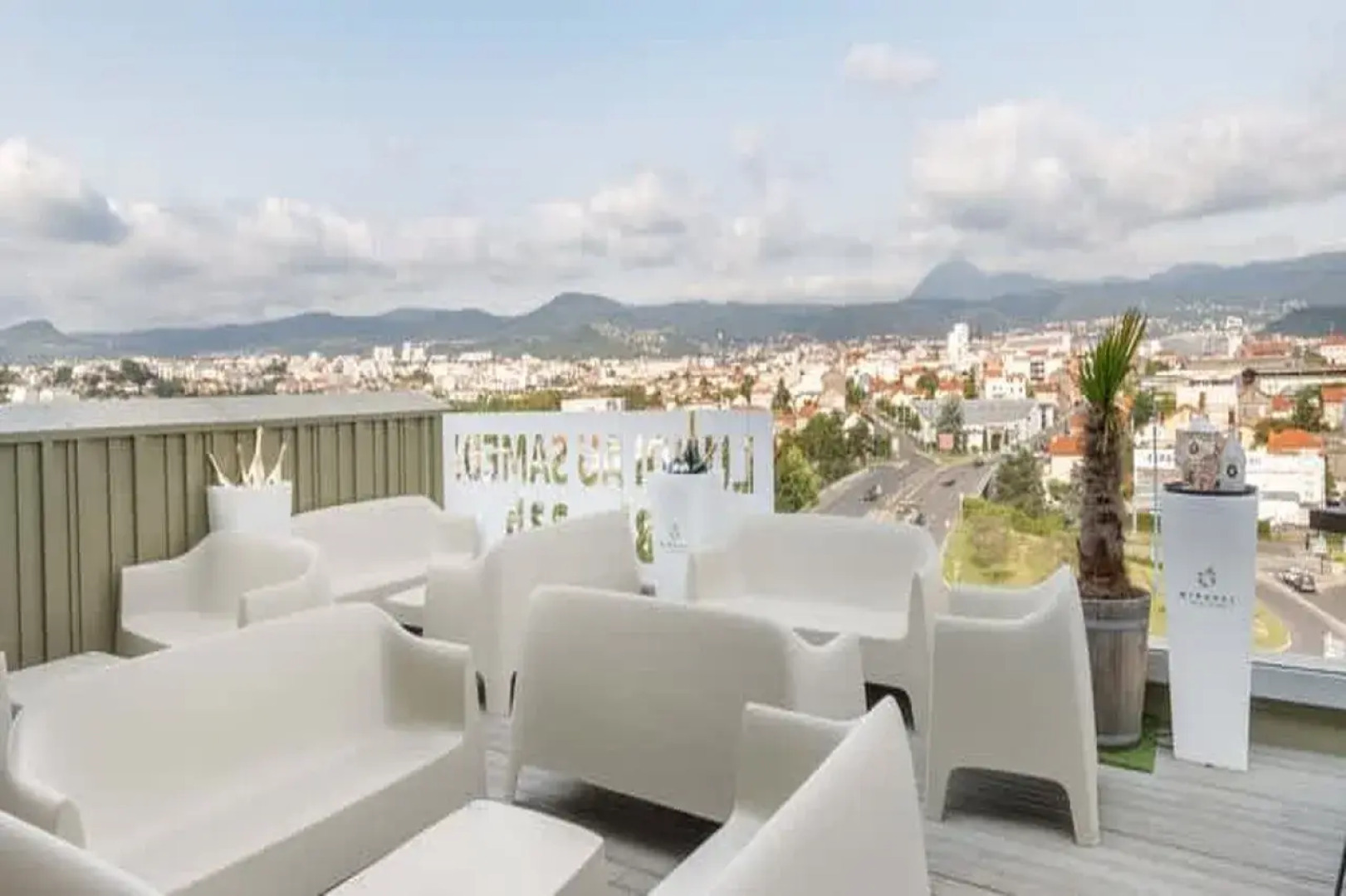 B&B HOTEL Clermont-Ferrand A71/A75 La Méridienne