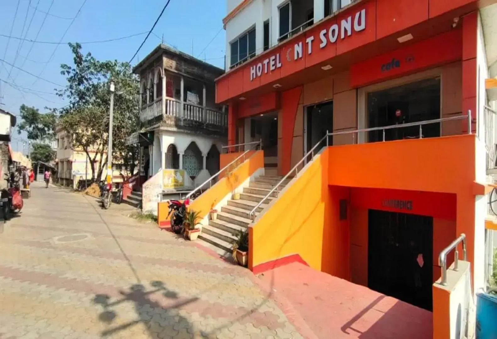 STAYMAKER Chakra Nayan Tara Sonu Inn