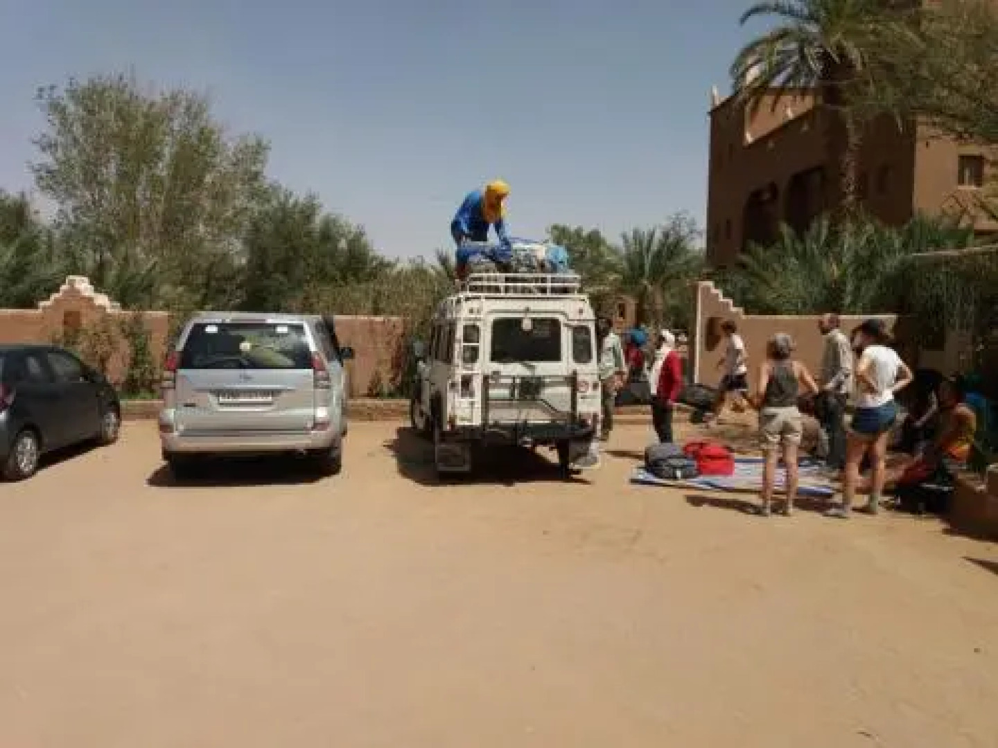 Erg Lihoudi Dunes & Bivouac