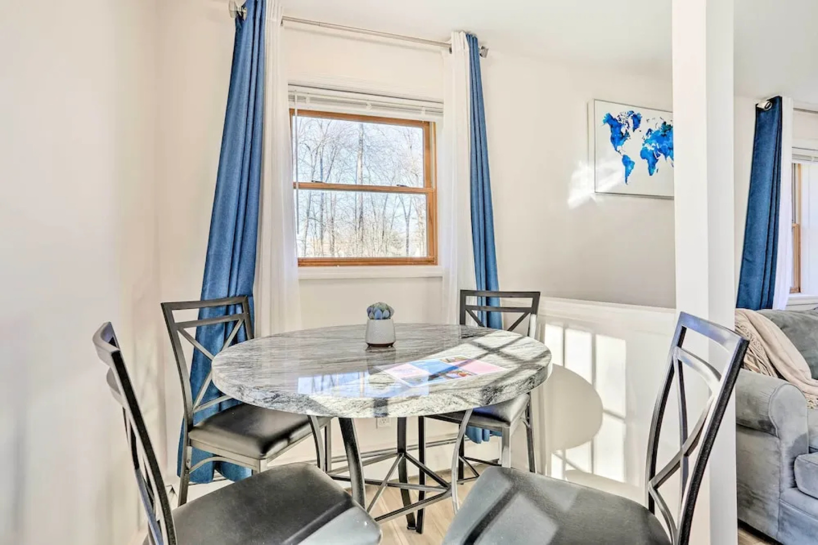 New Paltz Apt - 11 Mi to Poughkeepsie!