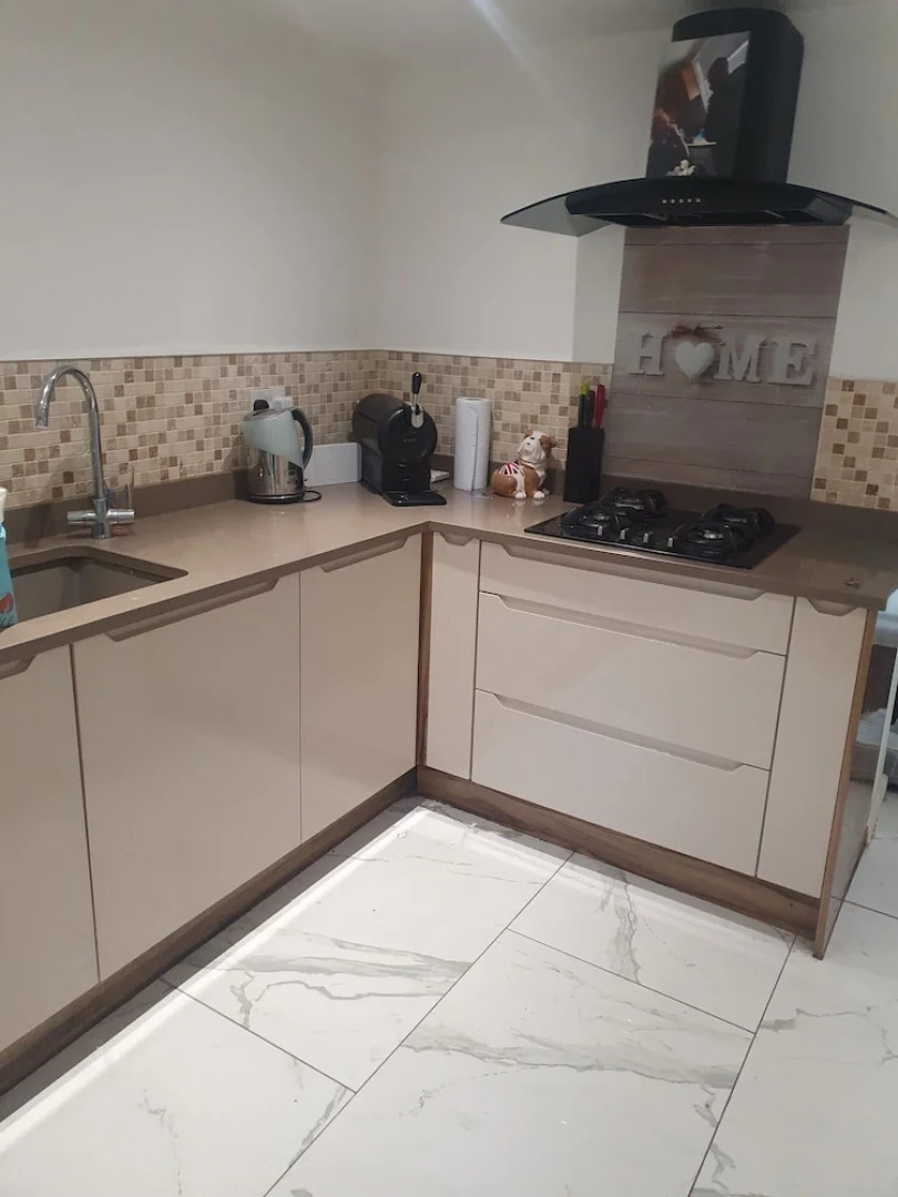 The Hawthorns Large Detached 3 Bedroom Family Home