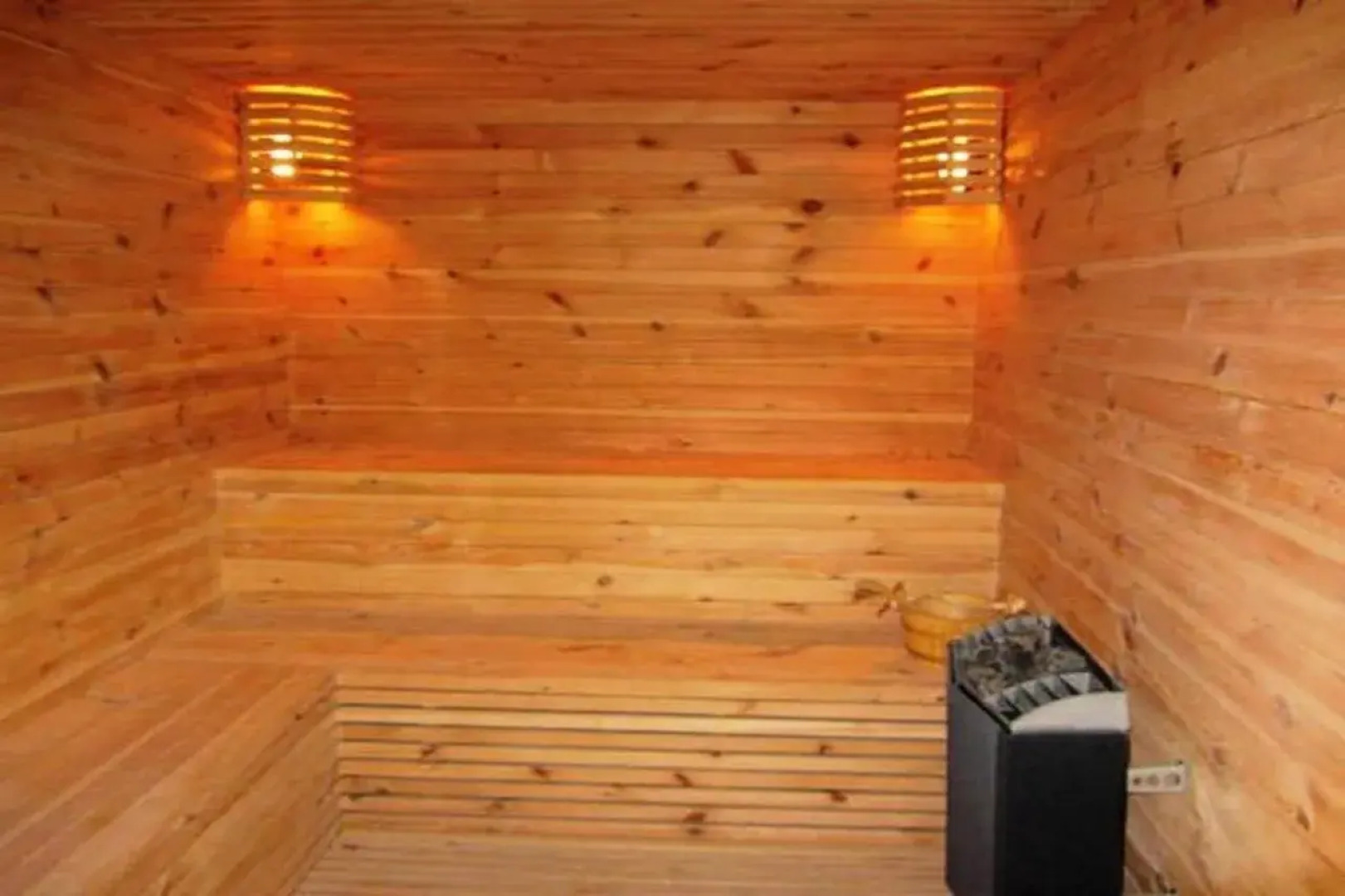 Tulip hotel And Suites