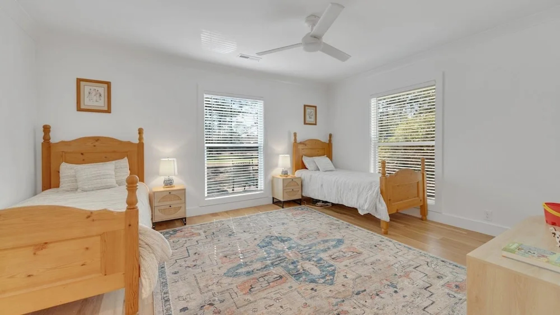 Great Place To Relax And Enjoy A Peaceful Vacation! 4 Bedroom Home by Peace Vacations