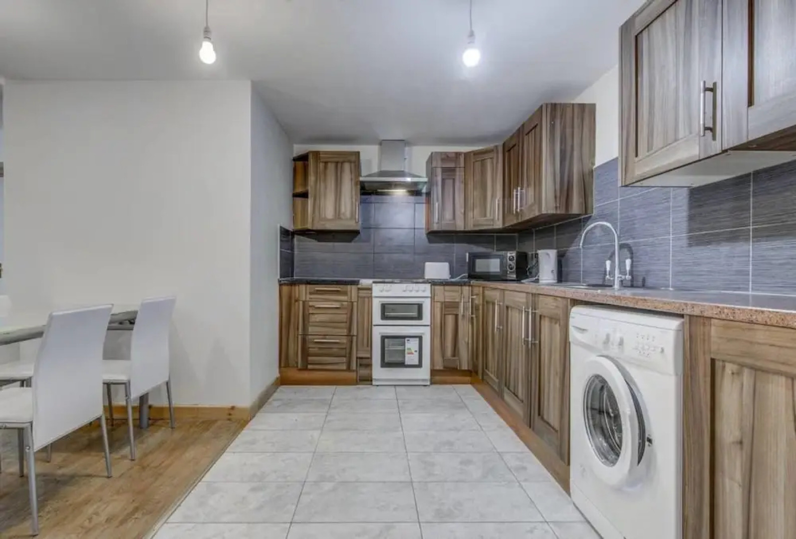 2 Bed, Luxury Apt4 Throstles