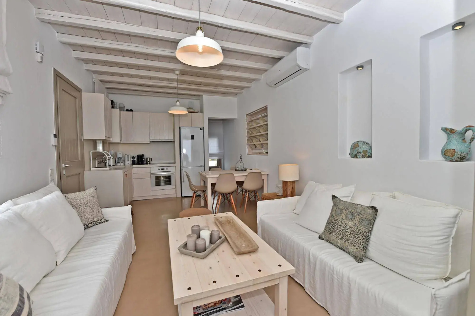 White Tinos Luxury Suites