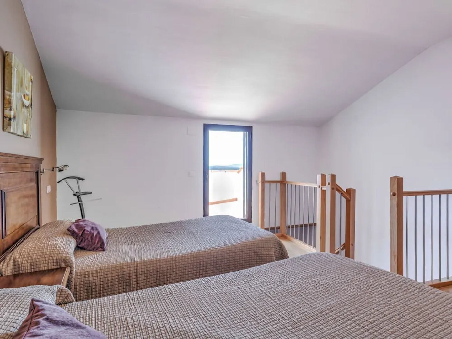 Voguish Apartment in Gudar With Heating