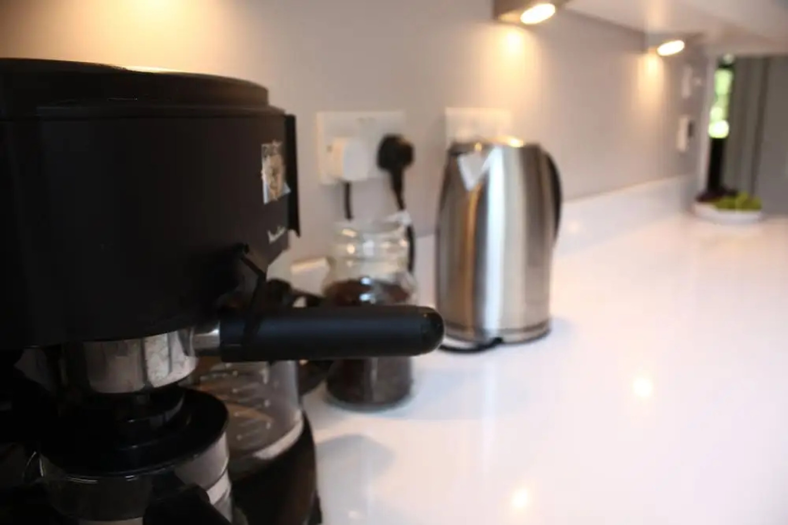 Spacious Homestay With Parking