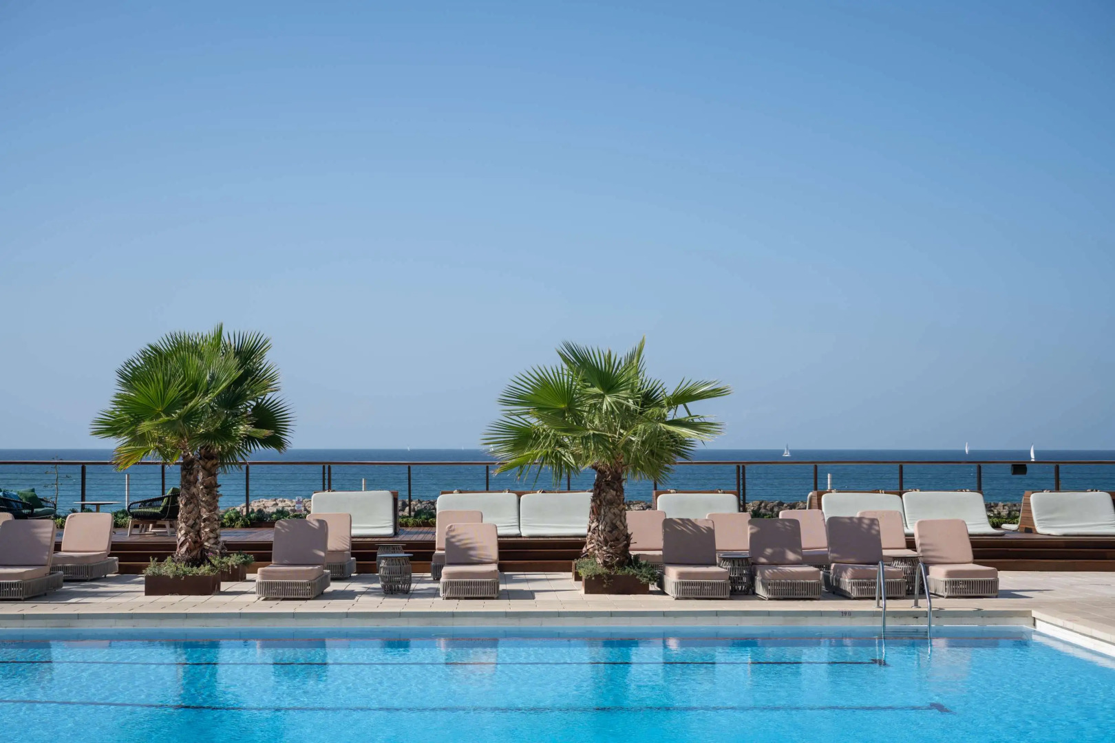 Dan Accadia Herzliya Hotel