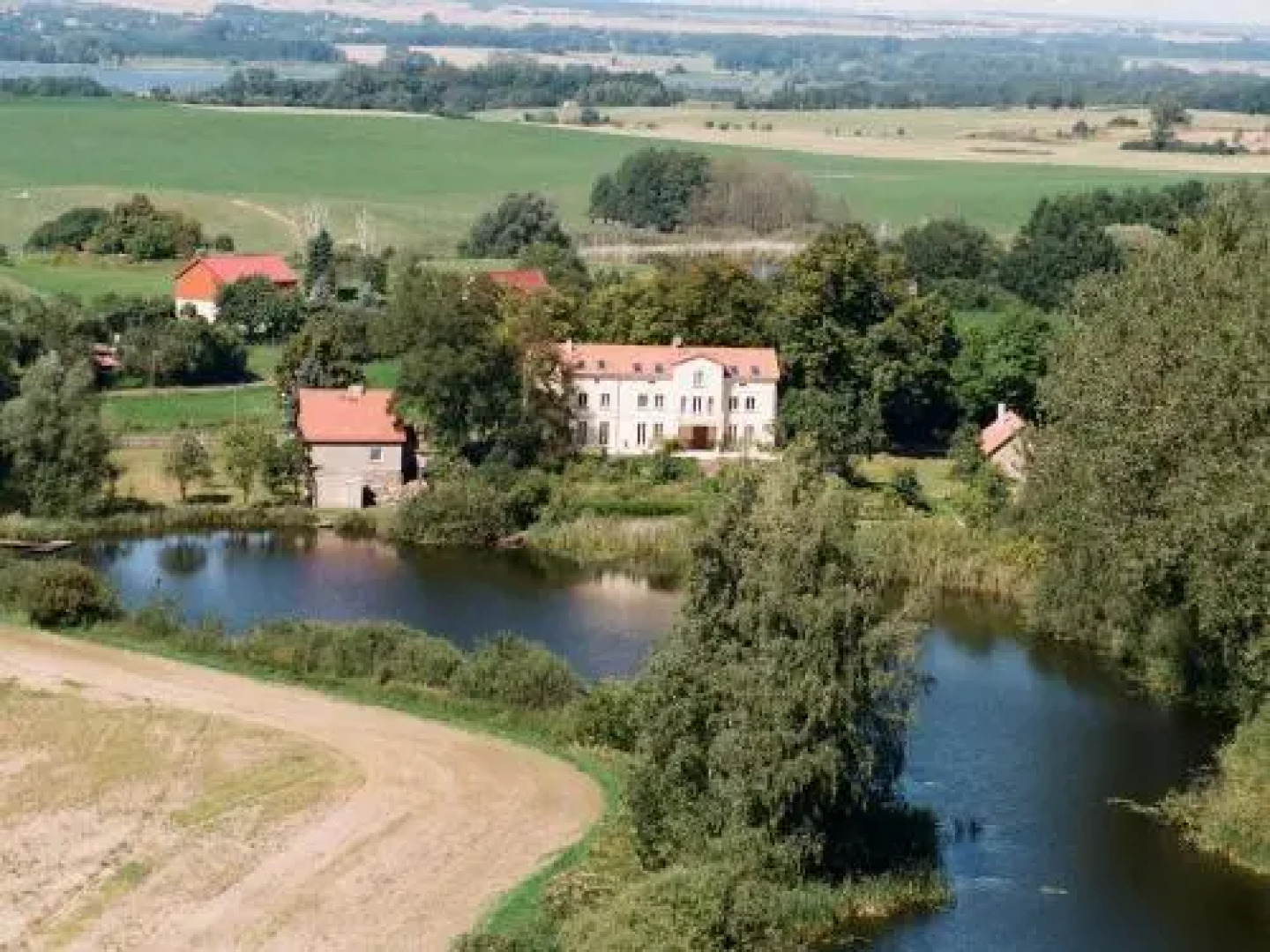 Villa am Trumpf - Individuelle Ferienwohnungen am See