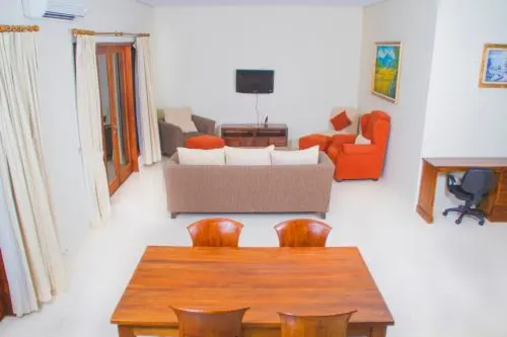 Terra Santa Residence