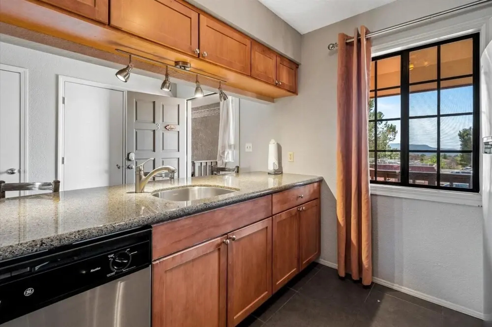 100 @ Bell Rockcondo- Toroweap 2 Bedroom Condo by RedAwning