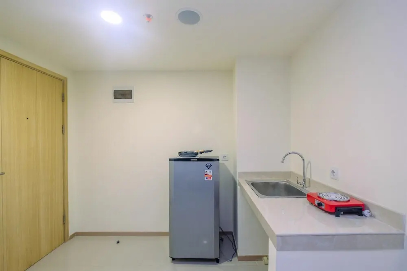 Cozy and Functional 3BR at Meikarta Apartment