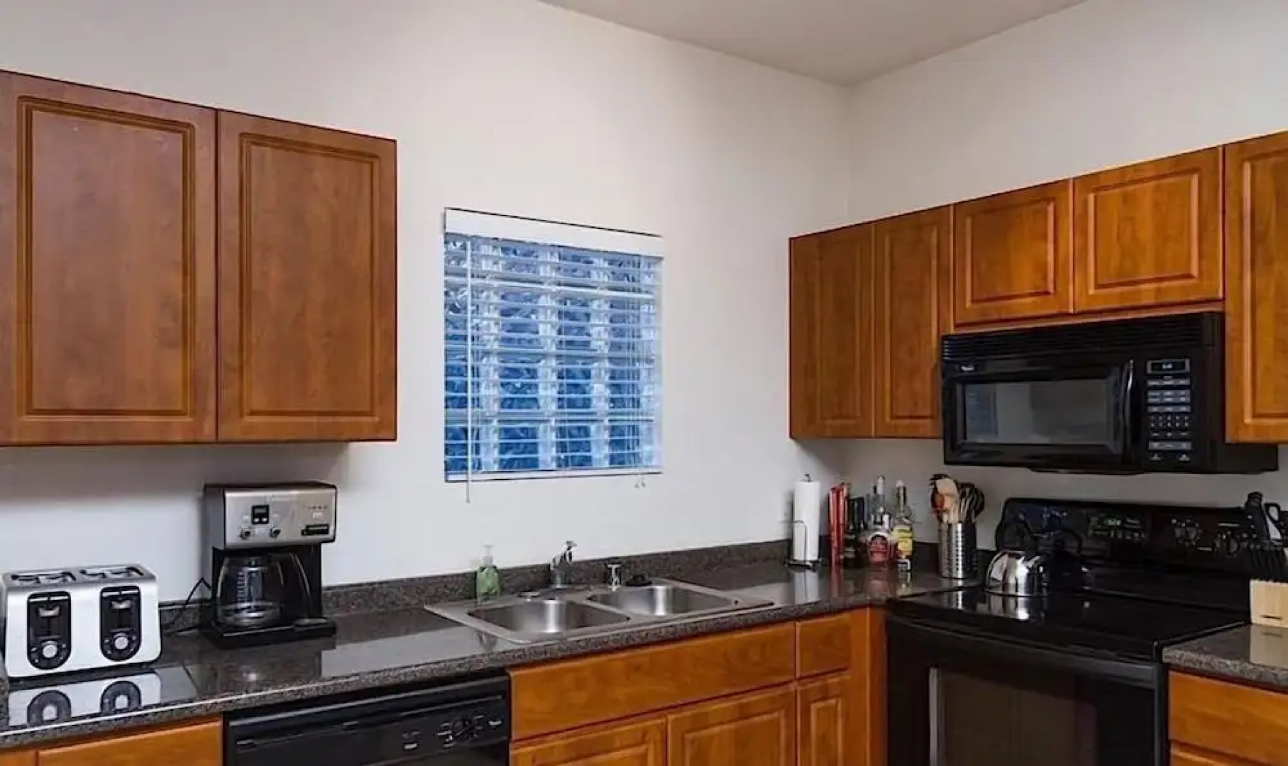 Heart of Phoenix By Signature Vacation Rentals