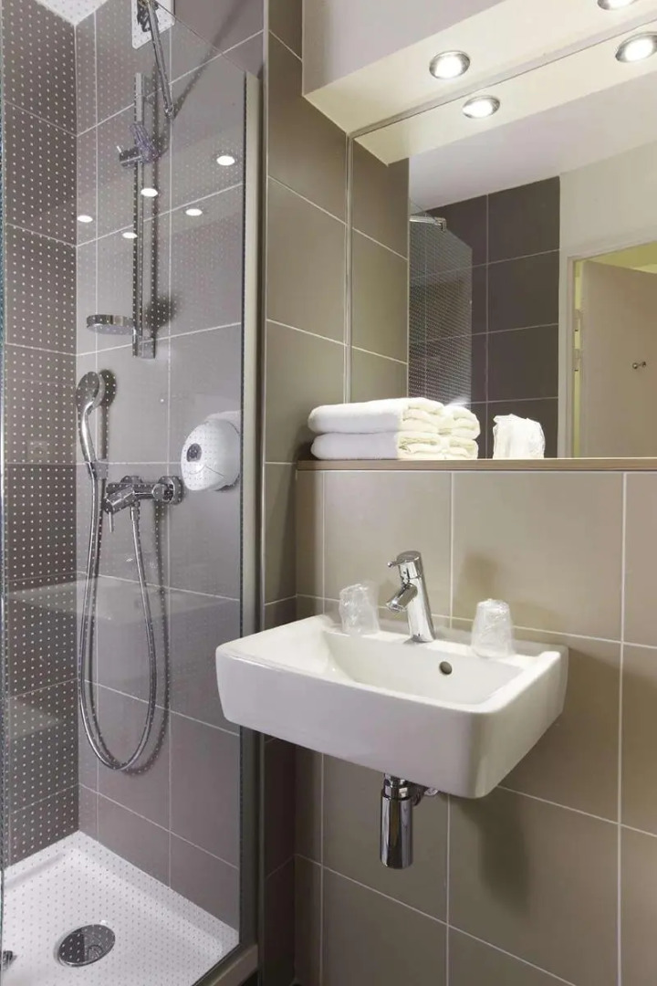 B&B HOTEL Saint-Witz Roissy