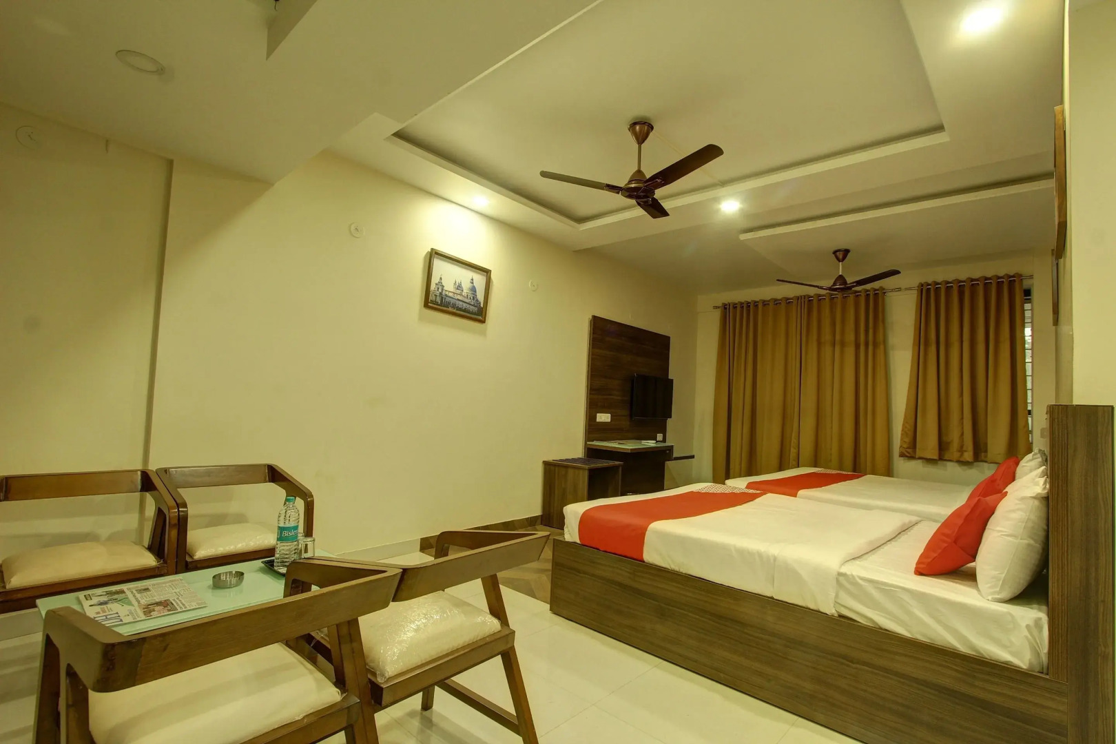 OYO 26698 Hotel Shringar Palace