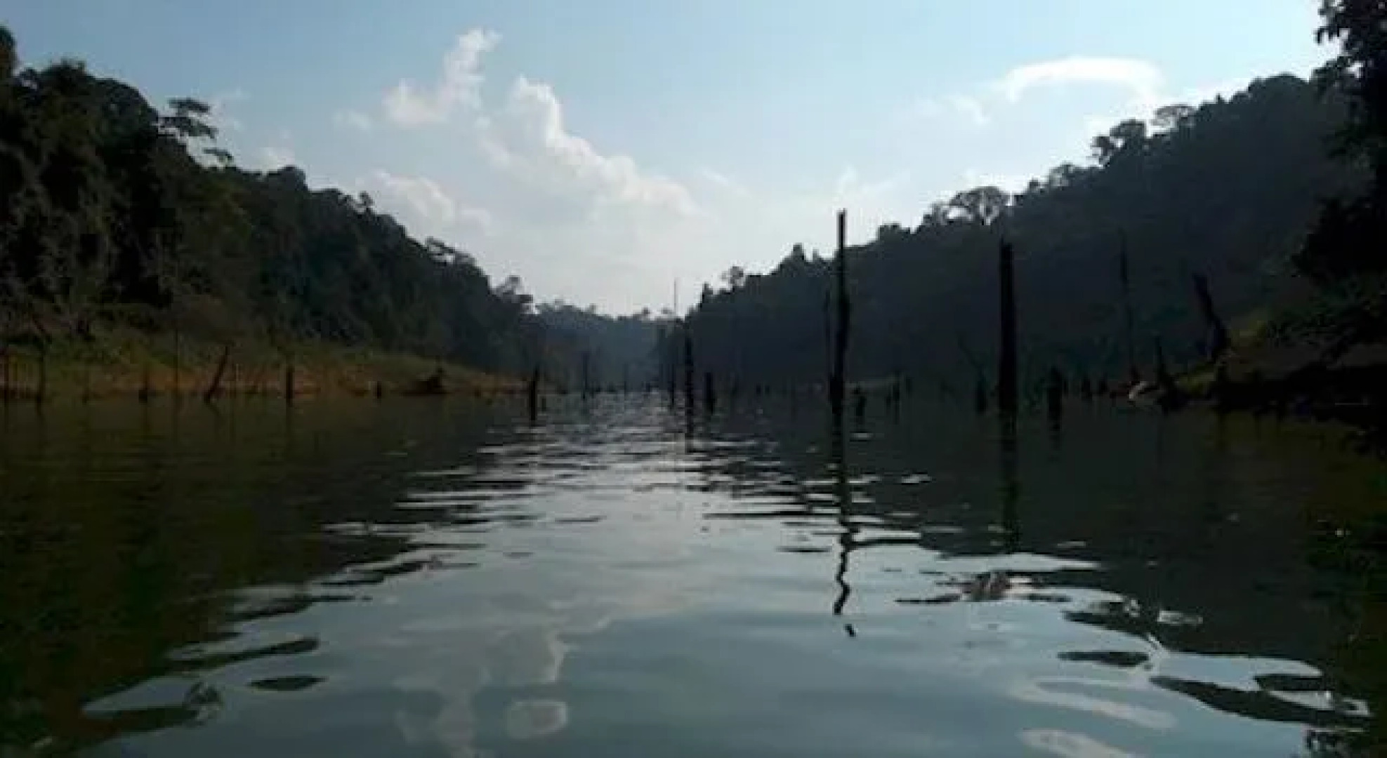 Banding Lakeside Inn