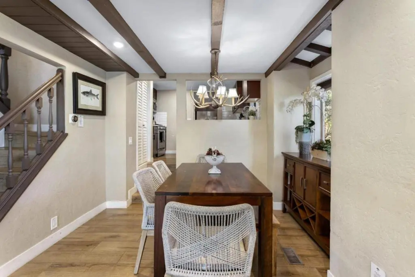 Spectacular Lake View, Luxe 3 Level Home, 1750 sqft, AC, Dogs, Walk to Village