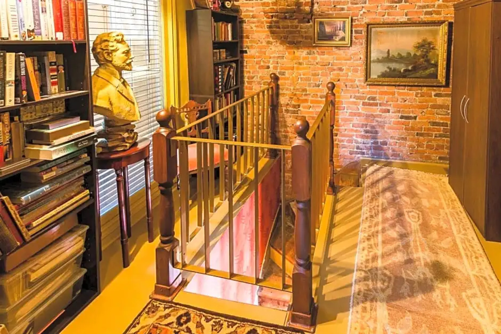 Russell Manor Bed & Breakfast