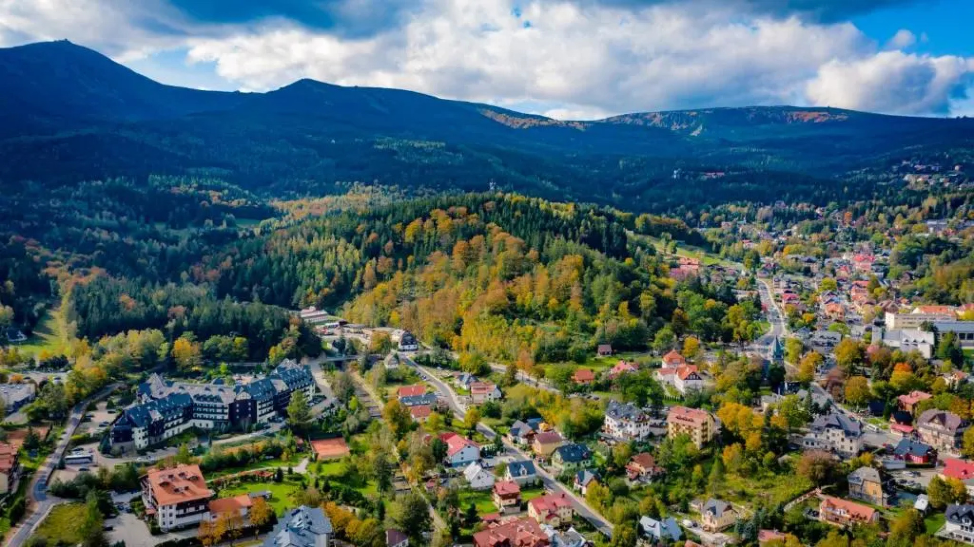 Sun & Snow Centrum Obrońców Pokoju