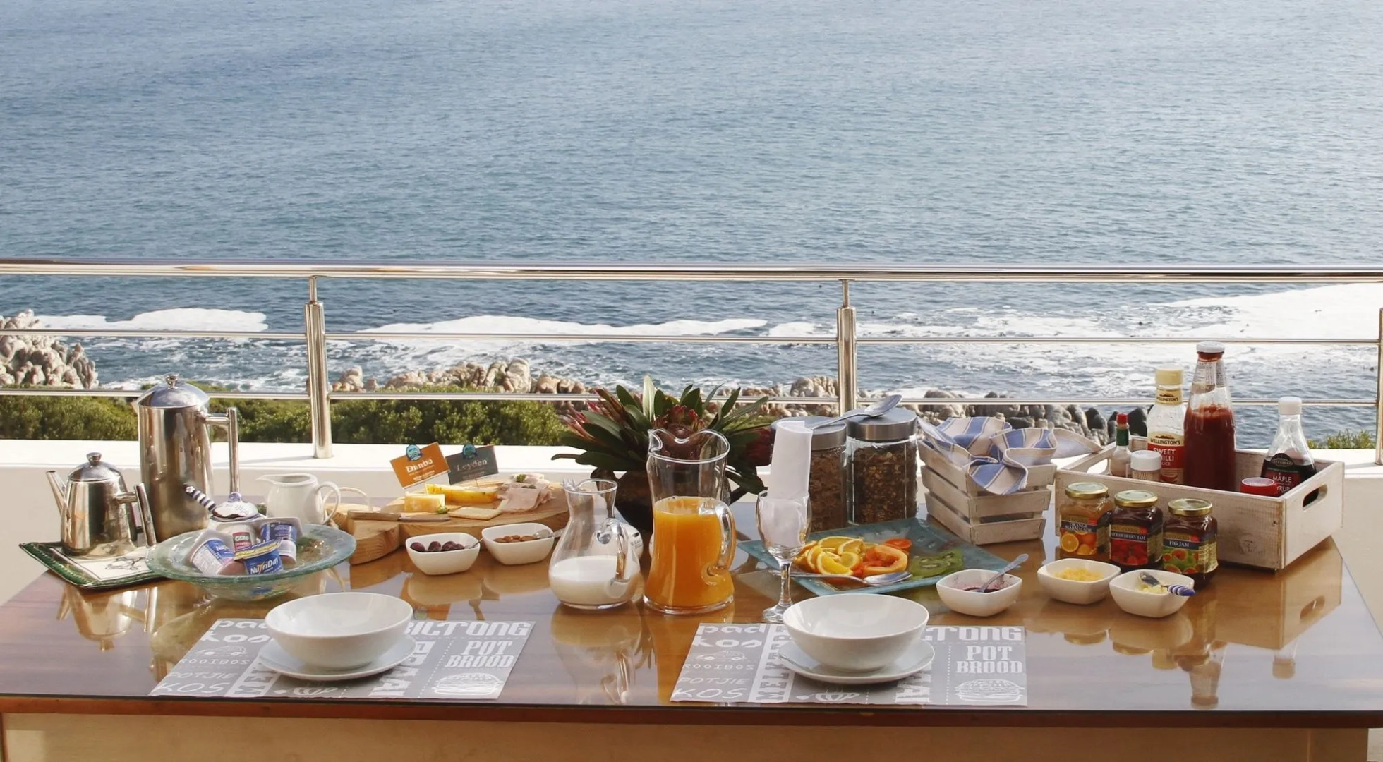 Kleinzee Oceanfront Guesthouse