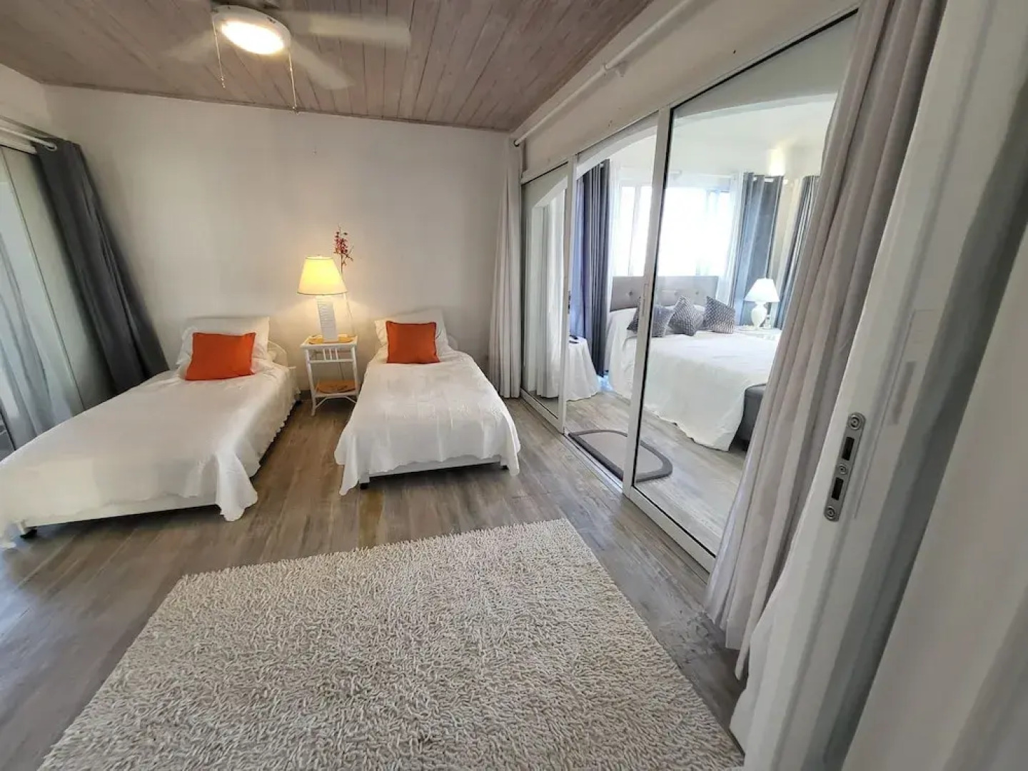 Unique Rare Villa! Retreat Style, Full Sea Views With Private Pool & Hot Tub! 3 Bedroom Villa by RedAwning