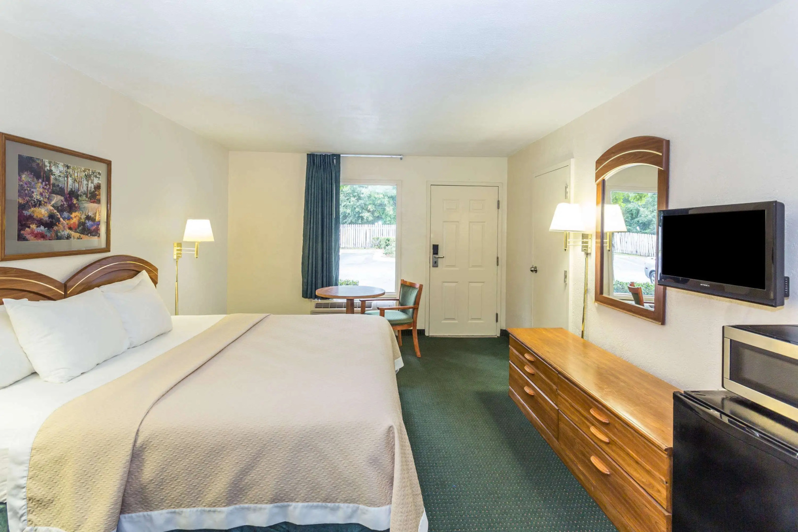 Days Inn by Wyndham Lake Park/Valdosta