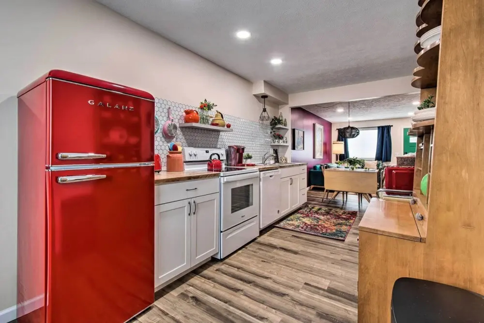 Ideally Located House - 9 Mi From Route 66!