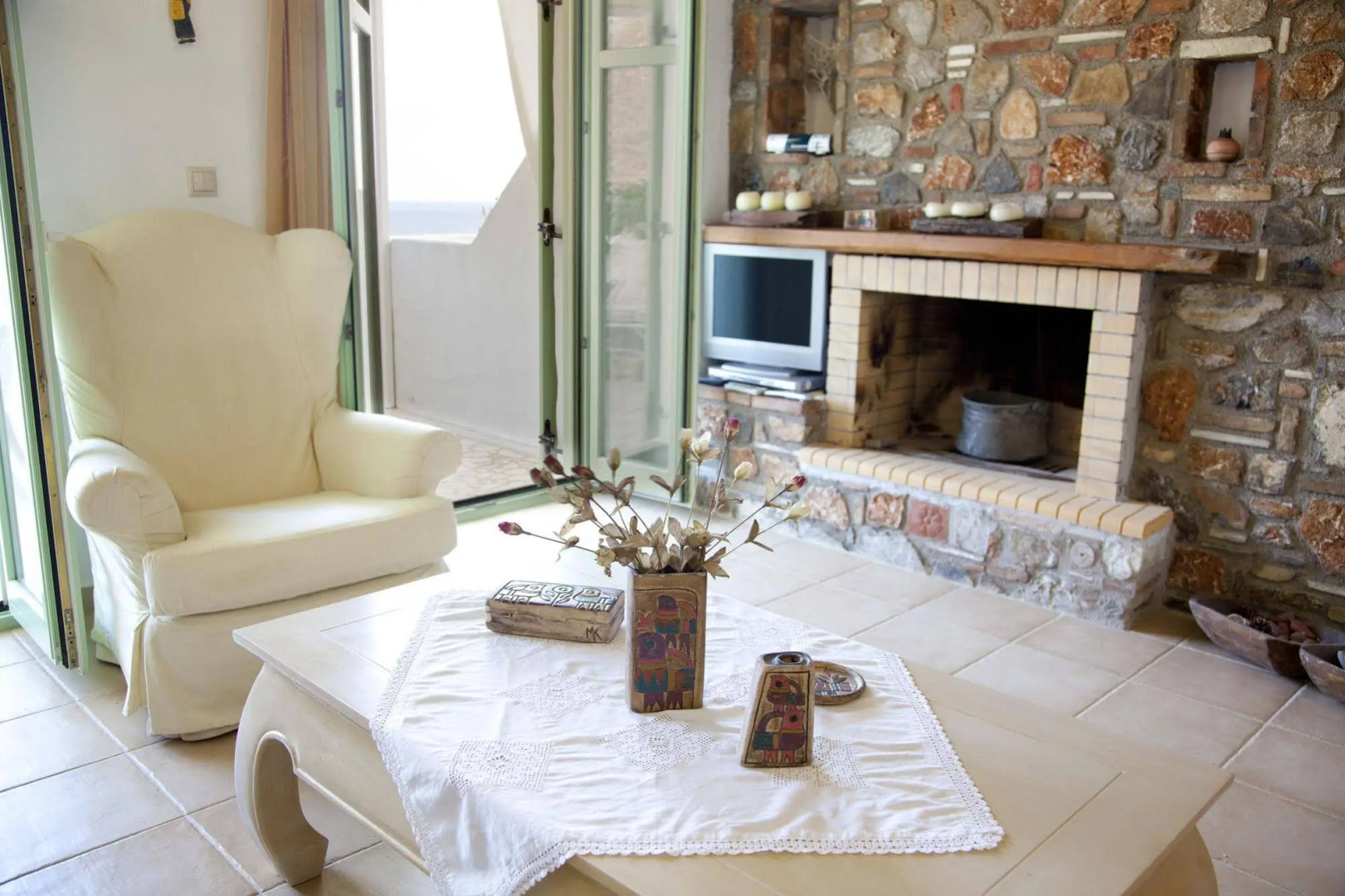 Tholaria Boutique Hotel