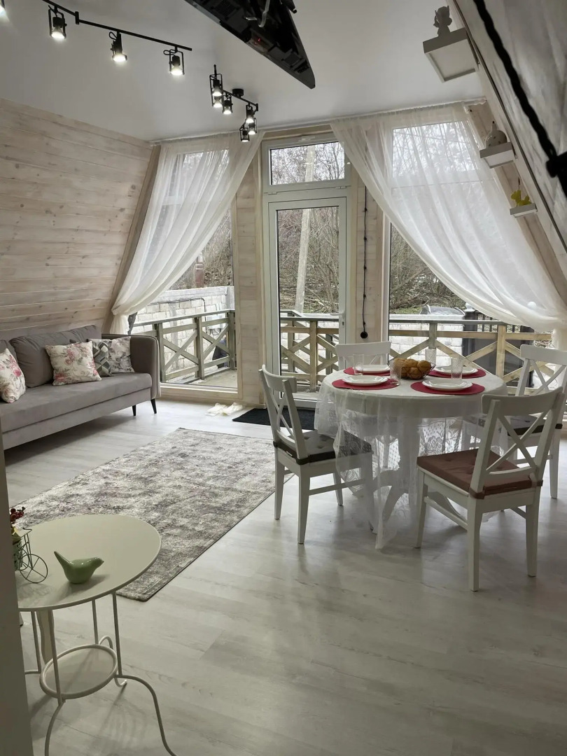 Коттедж на Атажукина