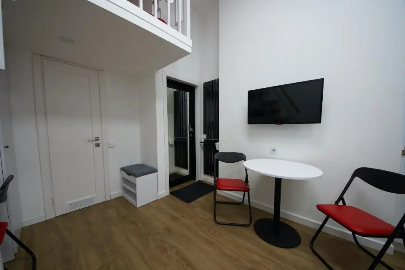 Затишні дворівневі смарт апартаменти