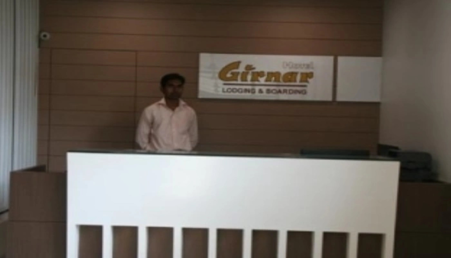 Hotel Girnar