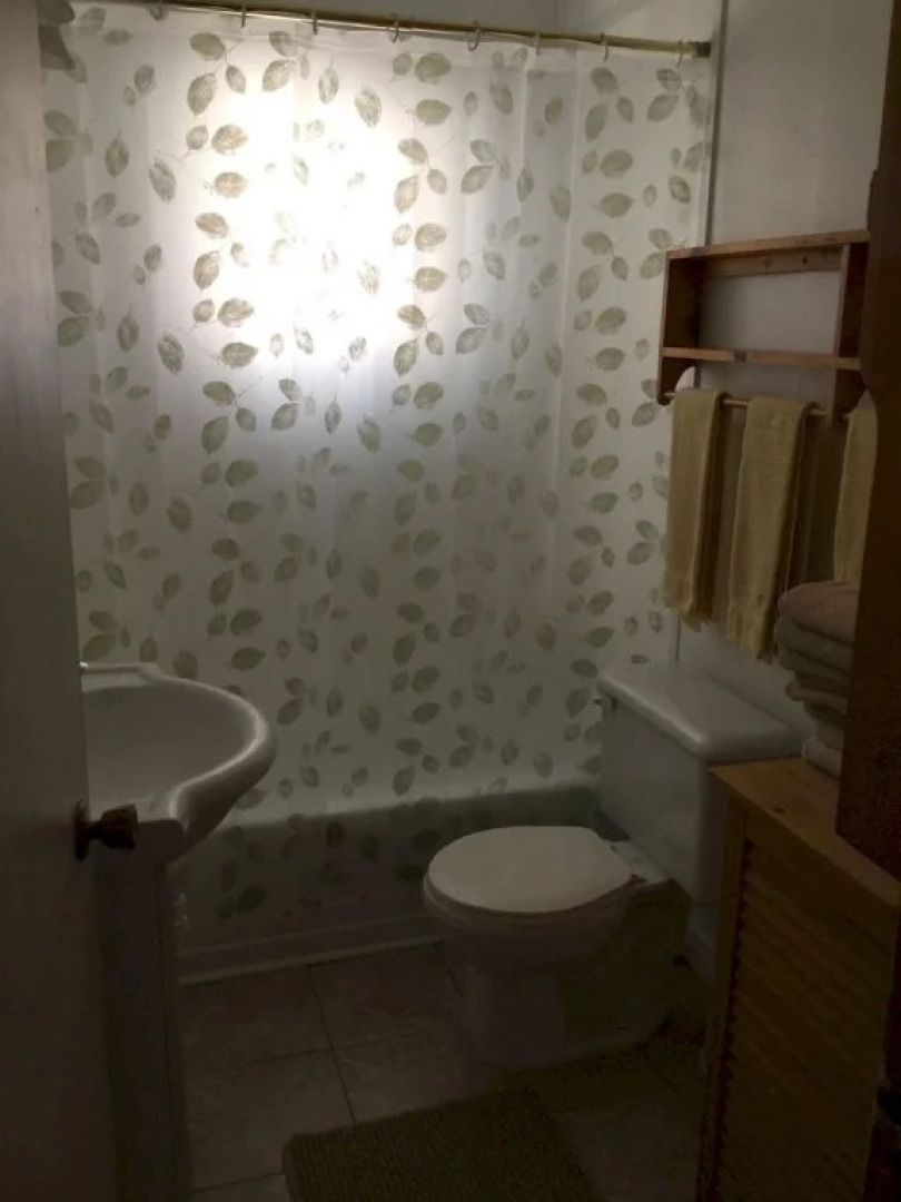 Moore's Mountain Lodge - Moore's Motel