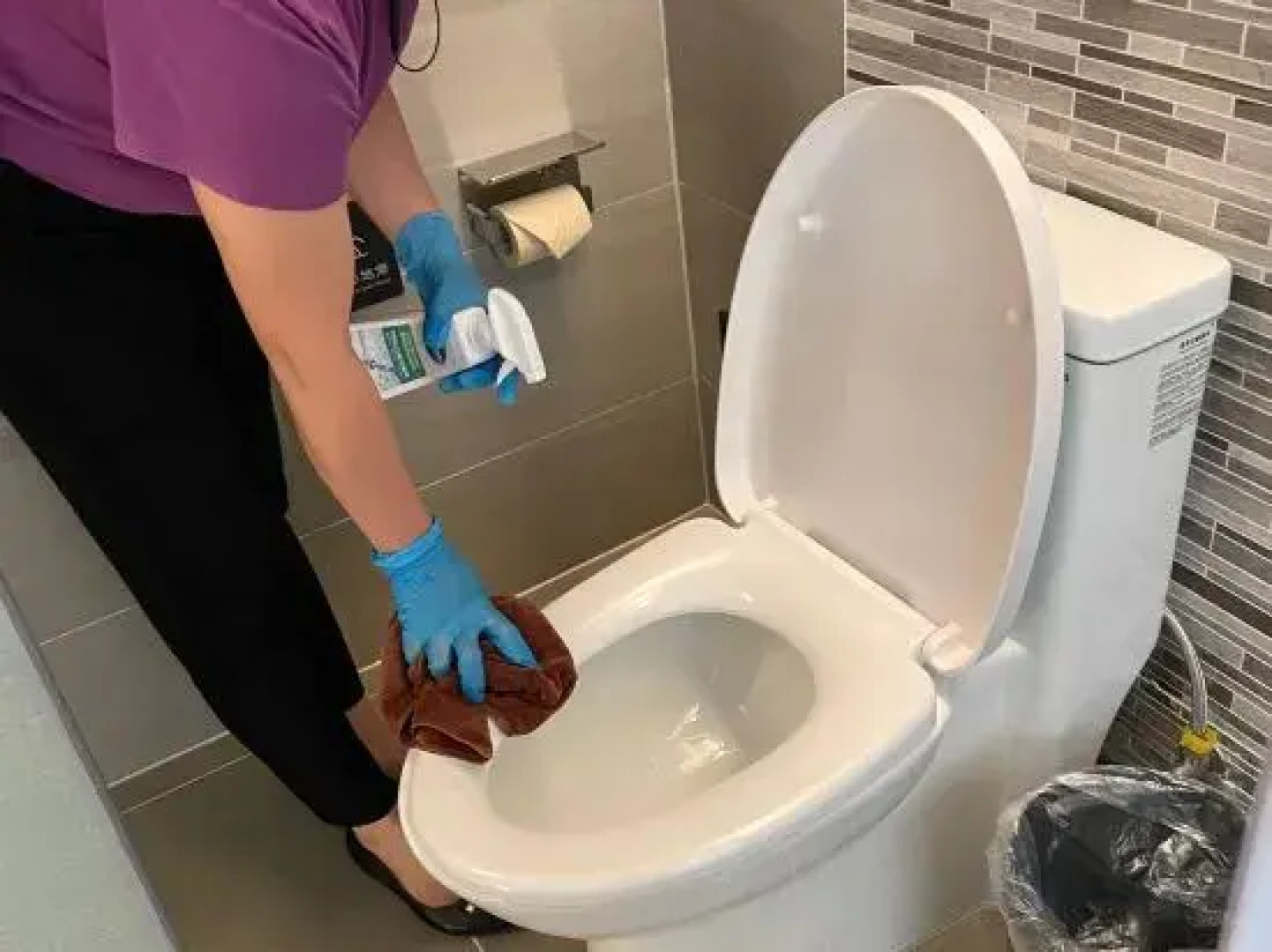 Lavande Hotels(Qiongzhong Bus Station Branch)