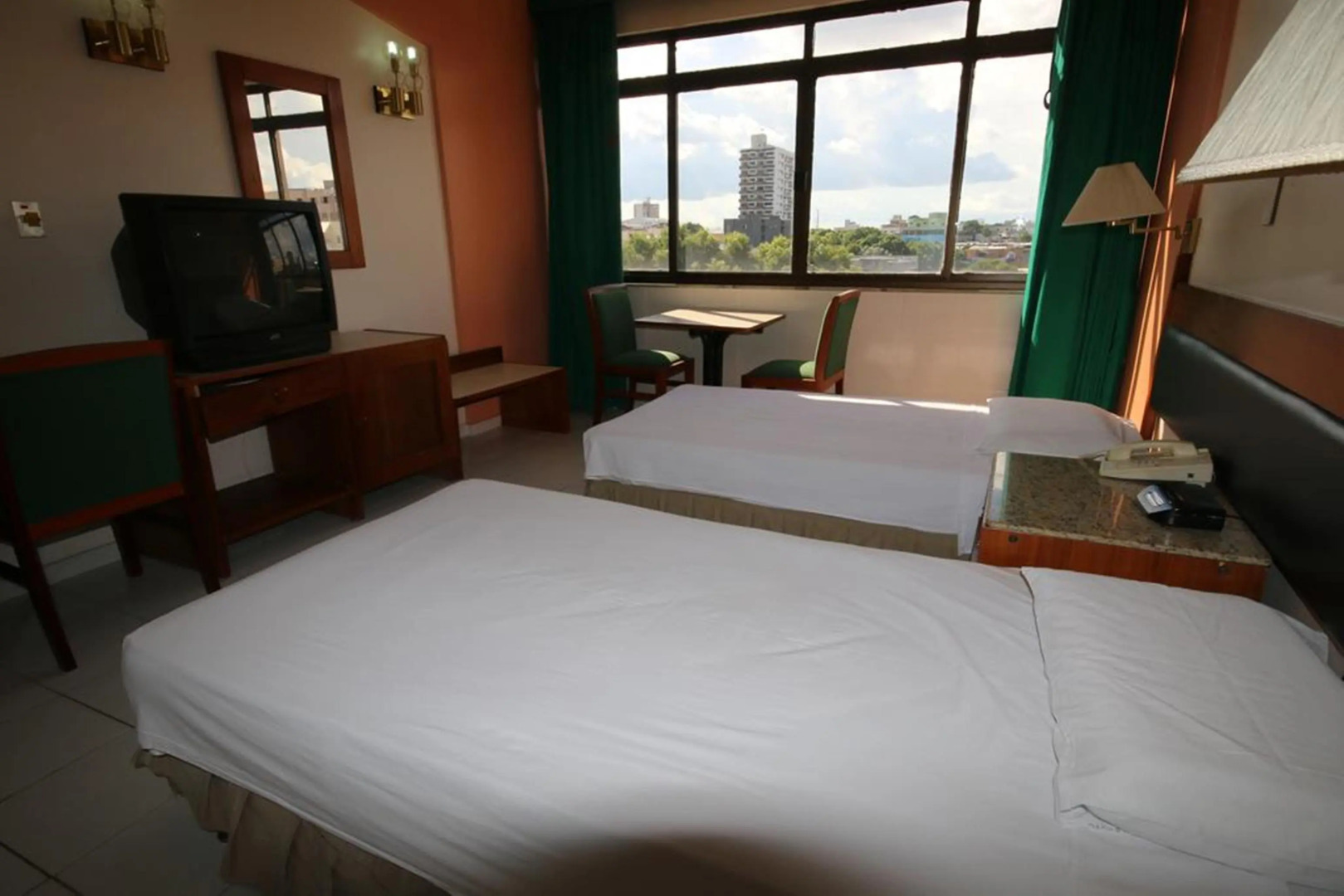 Taj Mahal Continental Hotel