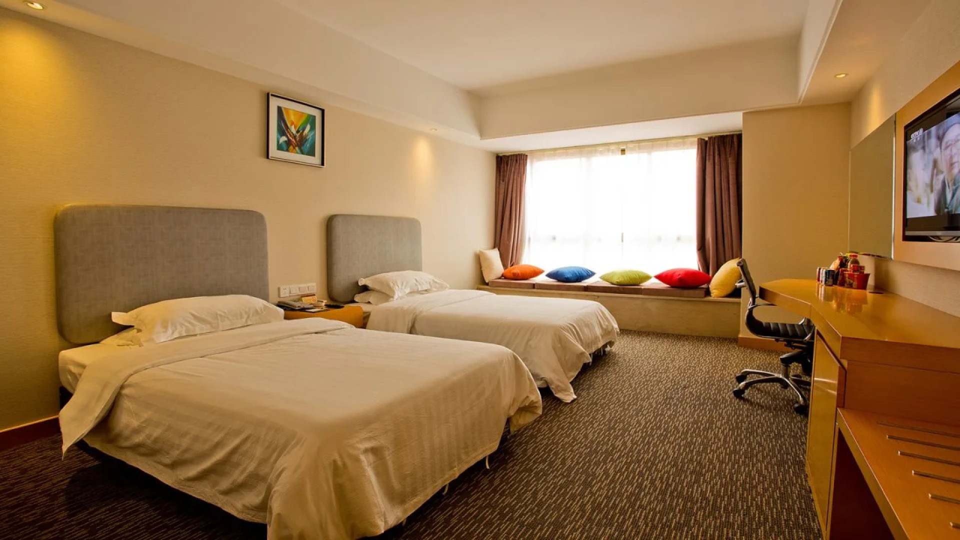 Yichang Golden Lion Hotel