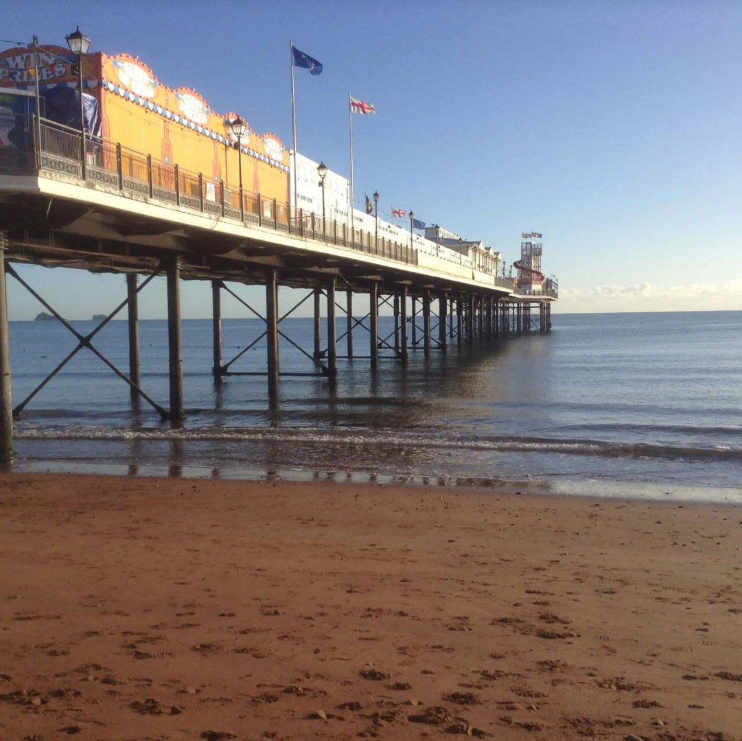 Singer House Guest House