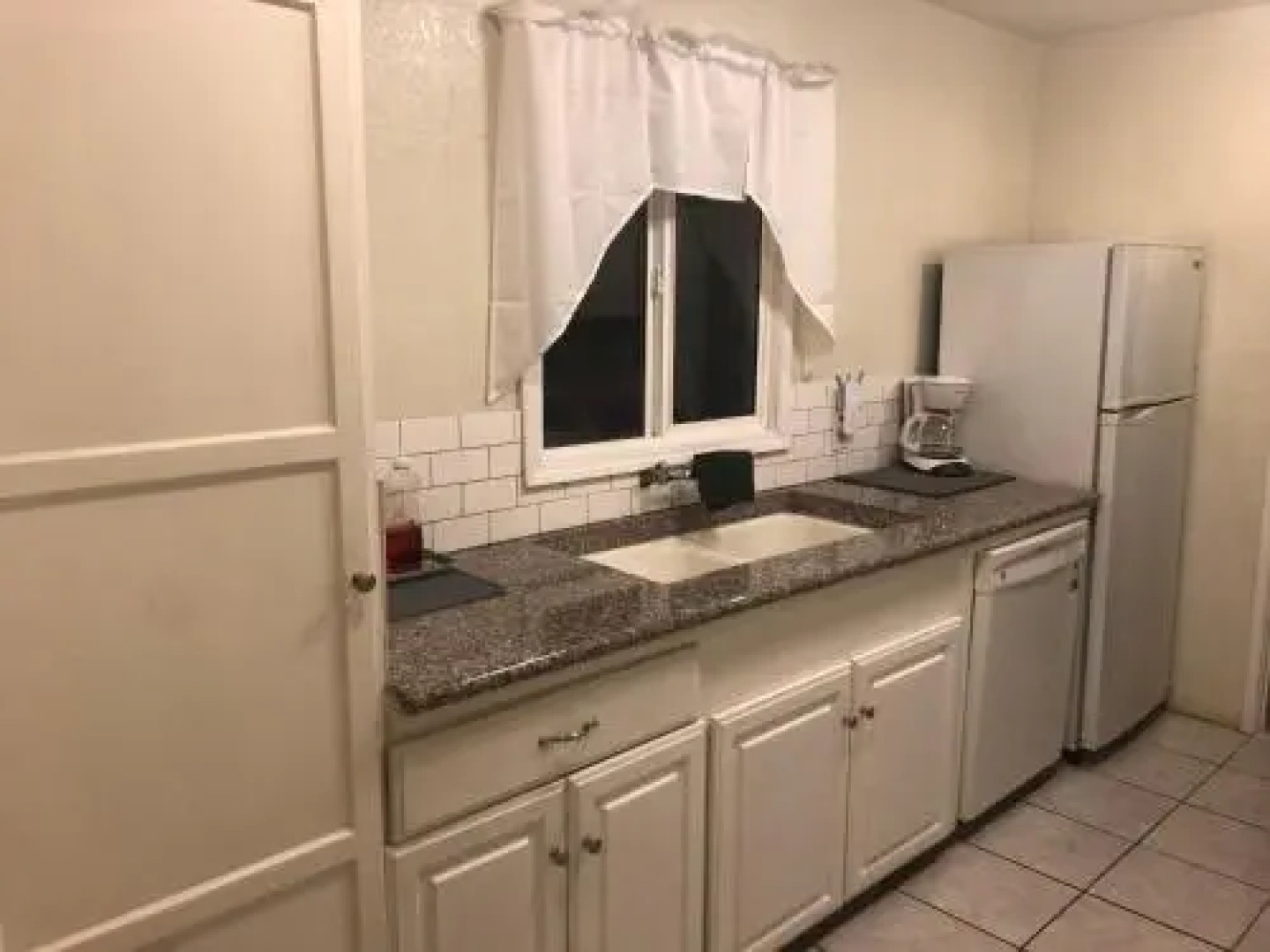 Nice 2 Bedroom in Burbank