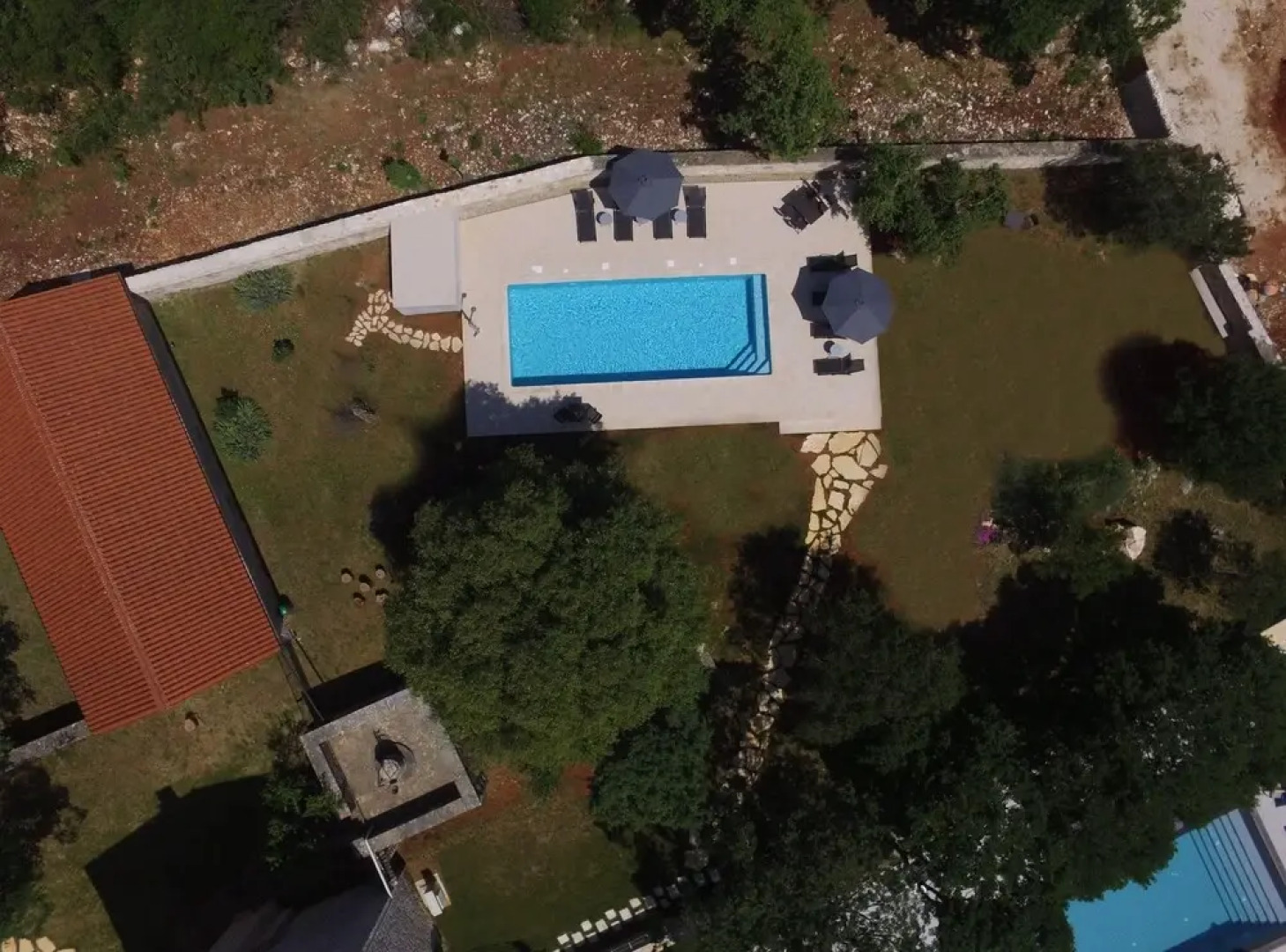 Tranquil Getaway With Shared Pool in Bale