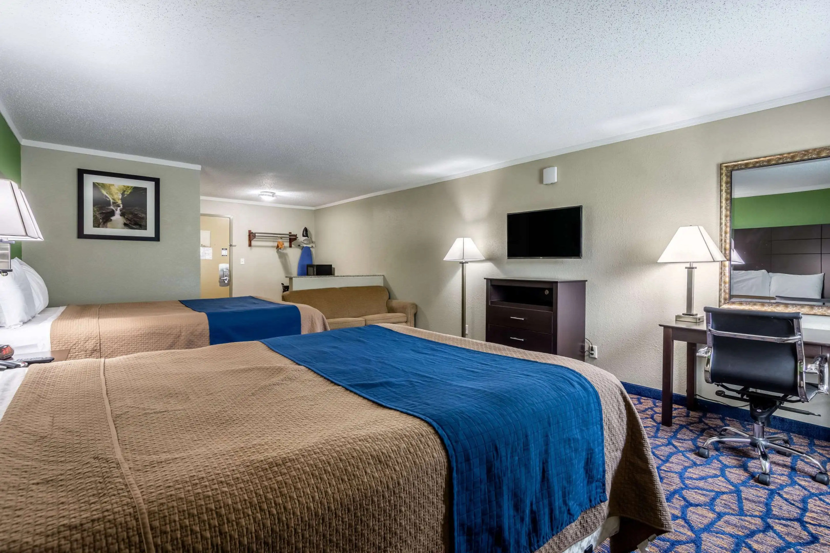 Rodeway Inn & Suites Ithaca South