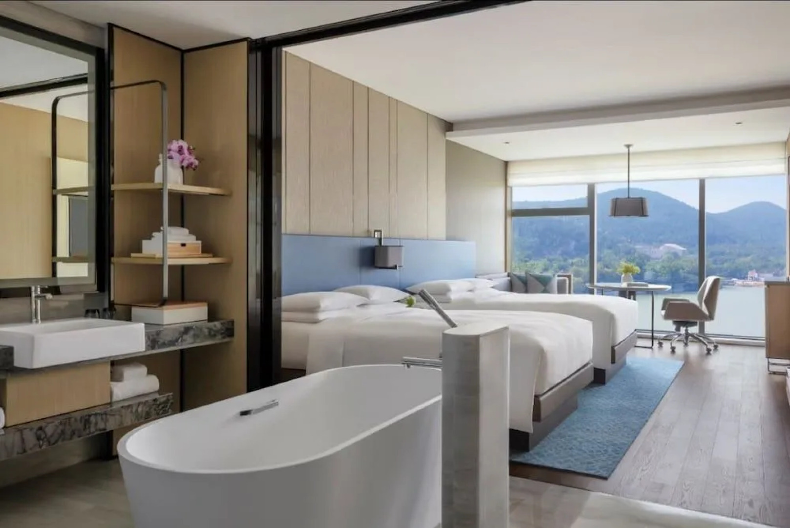 Xuzhou Marriott Hotel Lakeview