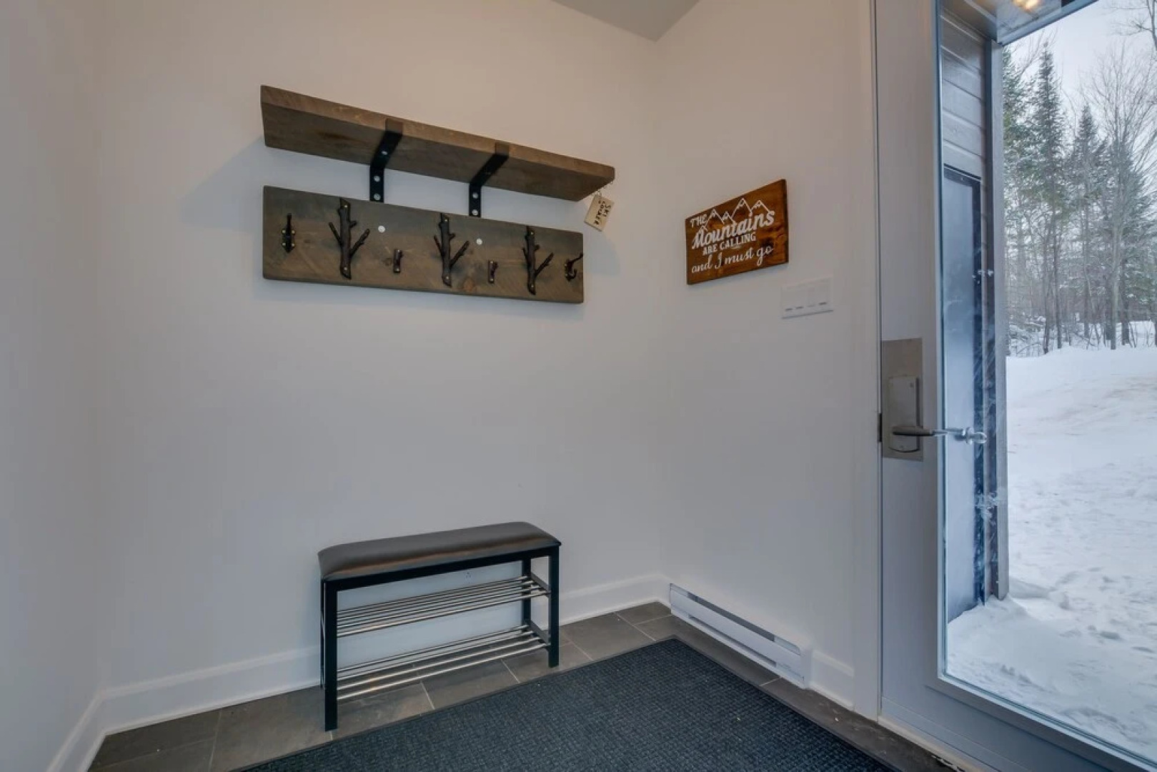 Le Rocher Mountain Rendez-vous Mont-Trem