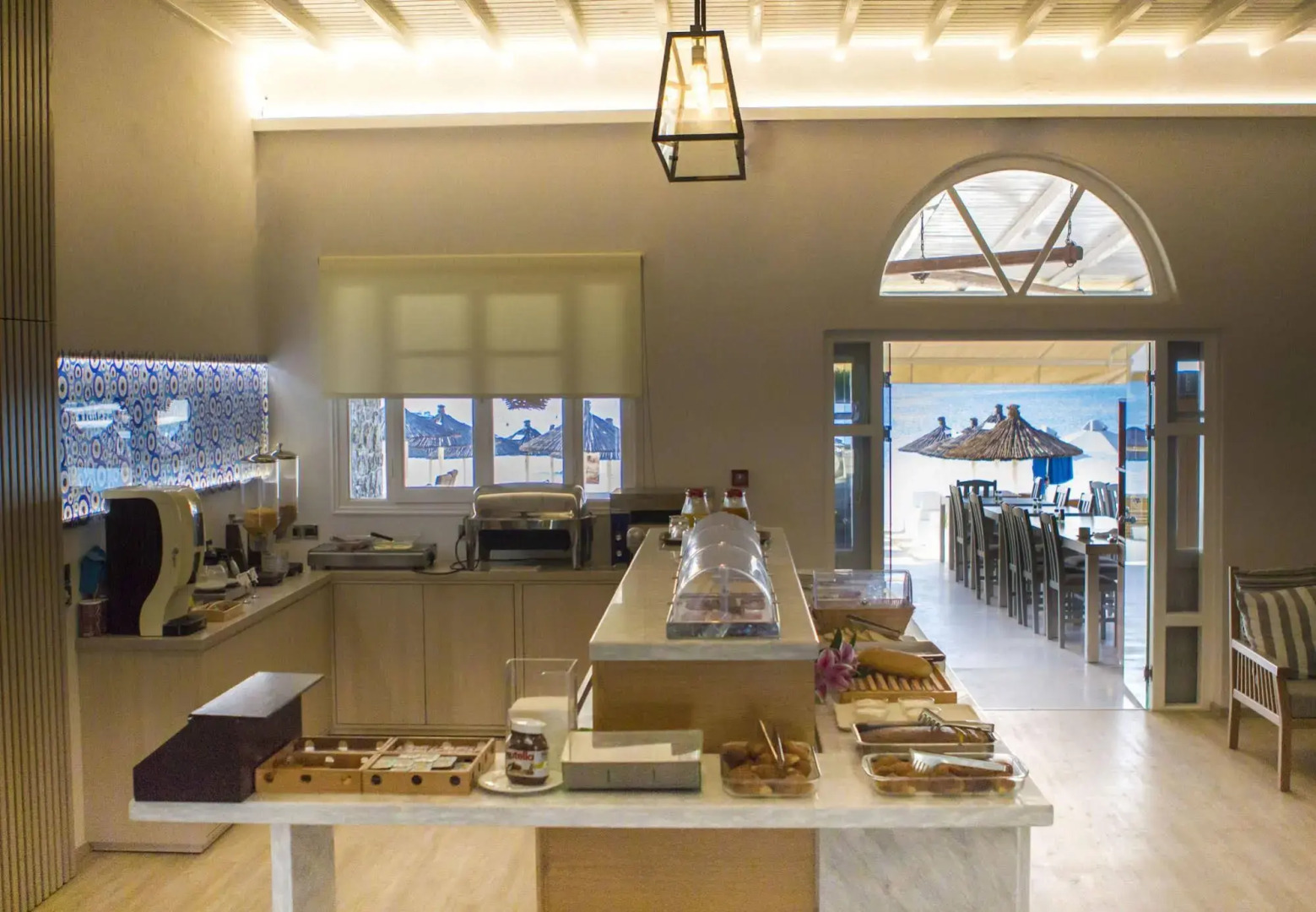 Kosmoplaz Beach Hotel