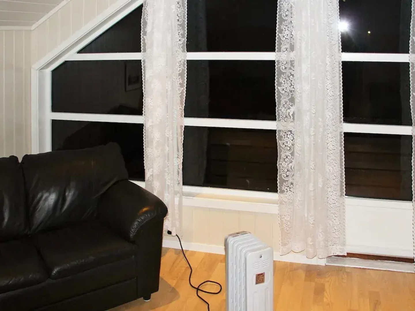 5 Person Holiday Home in Selsoyvik