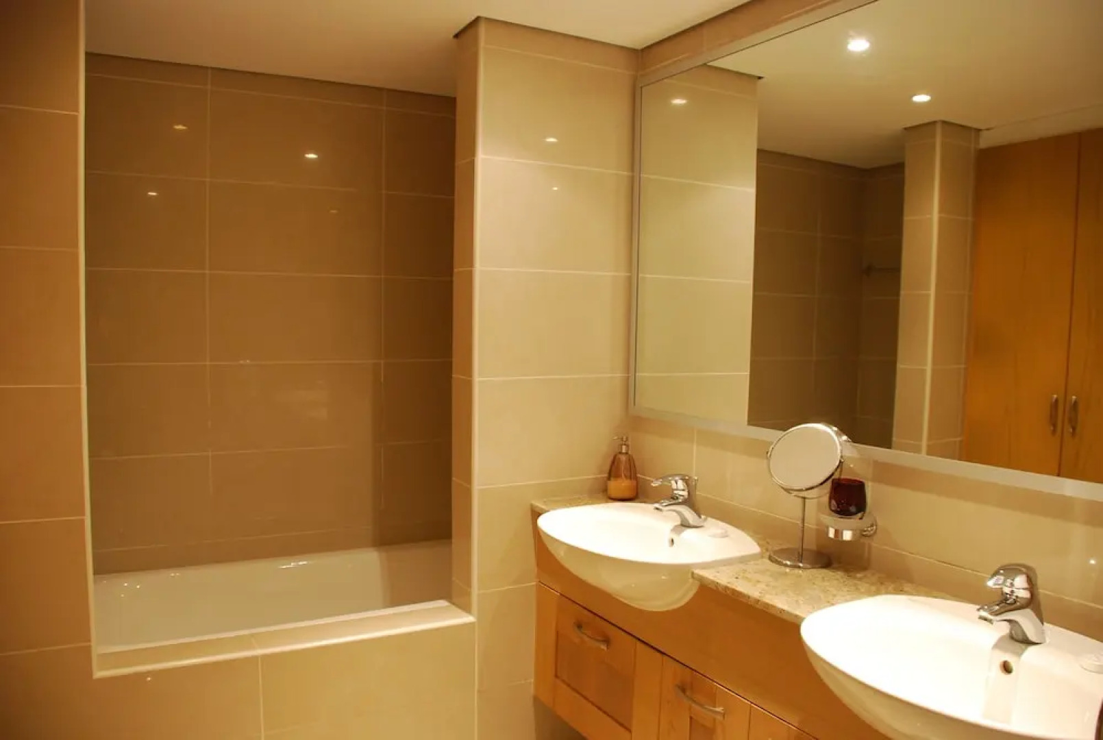 Charming 3 bedroom villa 'EZ02' with beautiful views, communal pool and resort facilities, Zephyros Village on Aphrodite Hills Resort