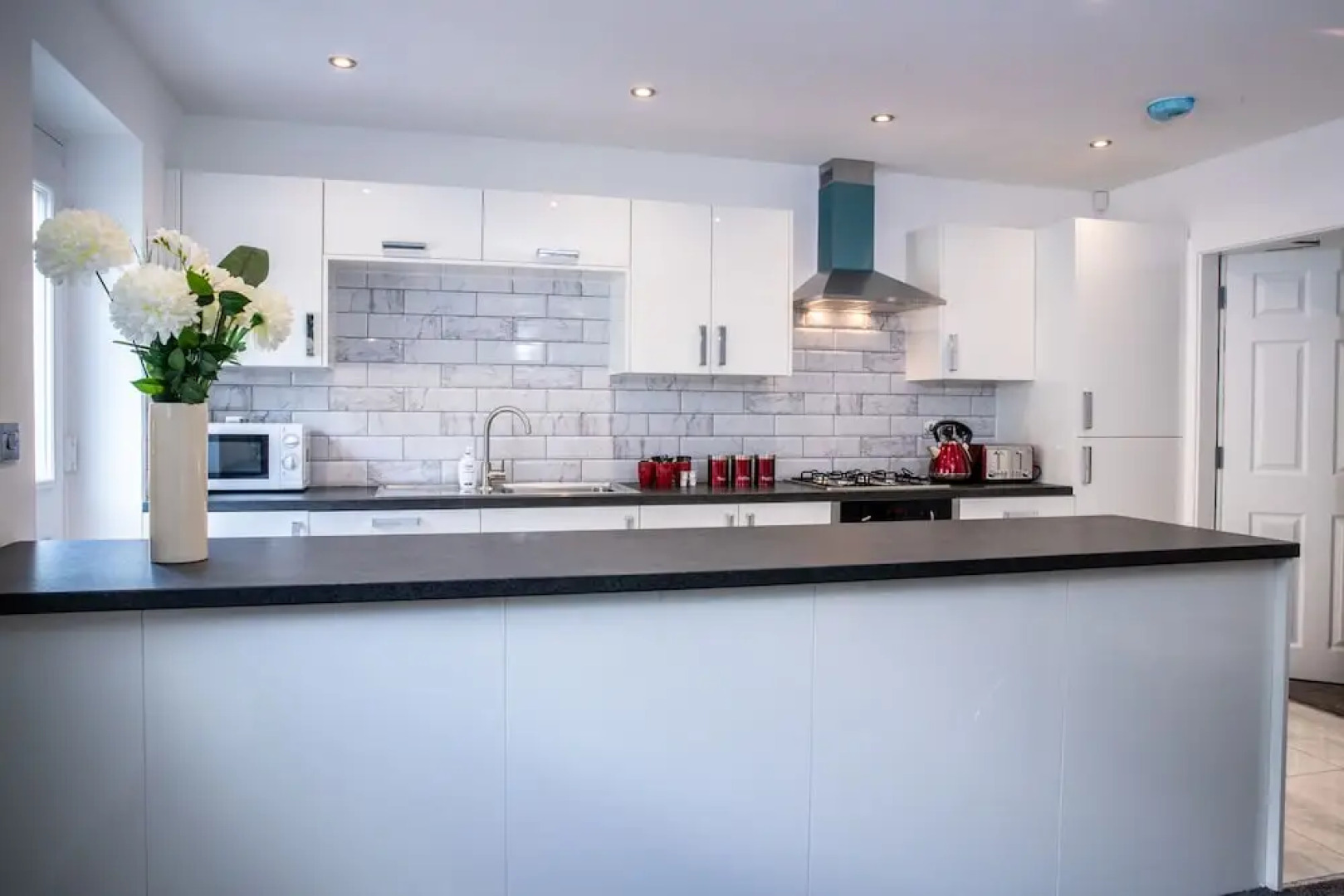 Fantastic Bradford Townhouse 6 bedrooms