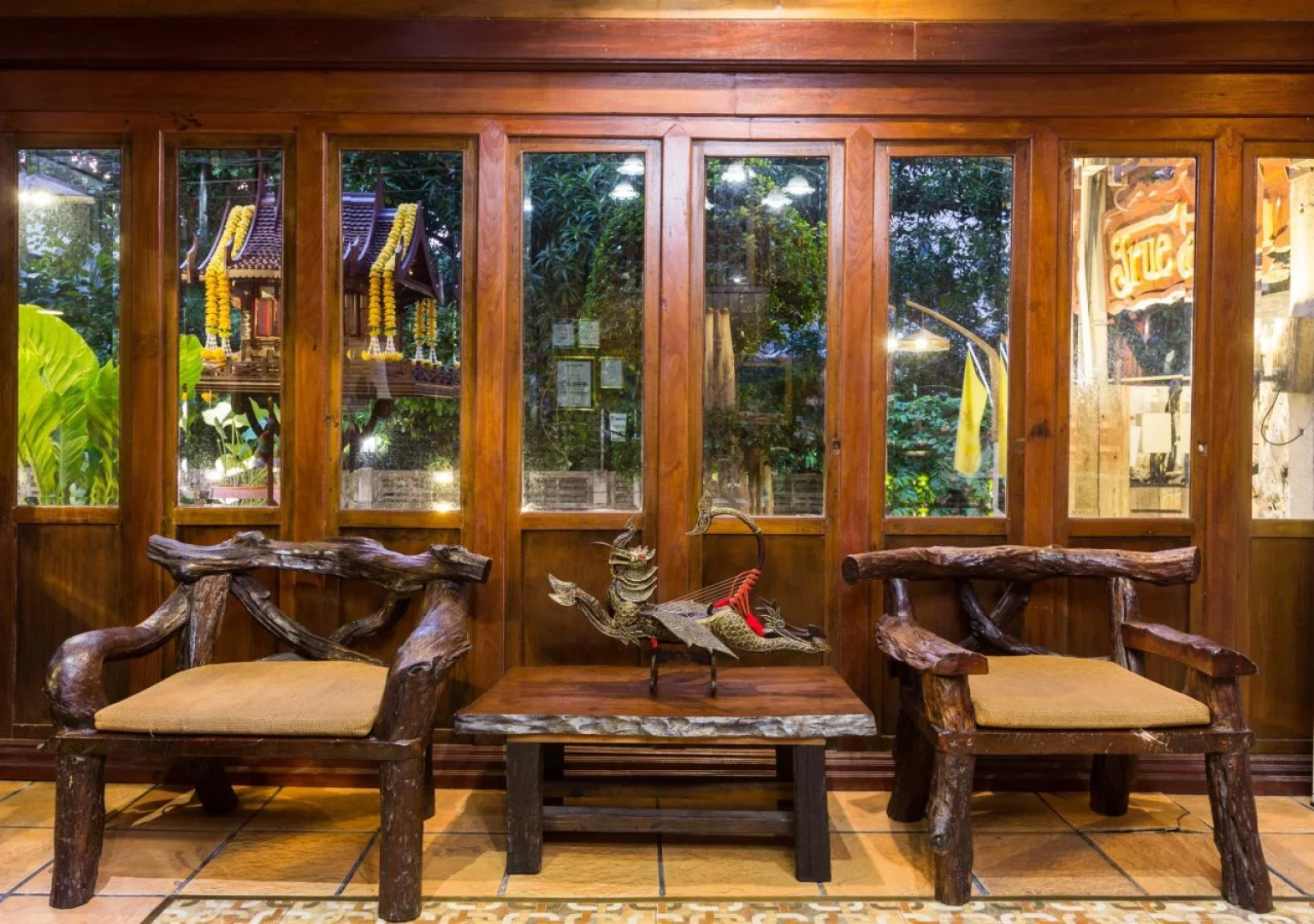 True Siam Phayathai Hotel